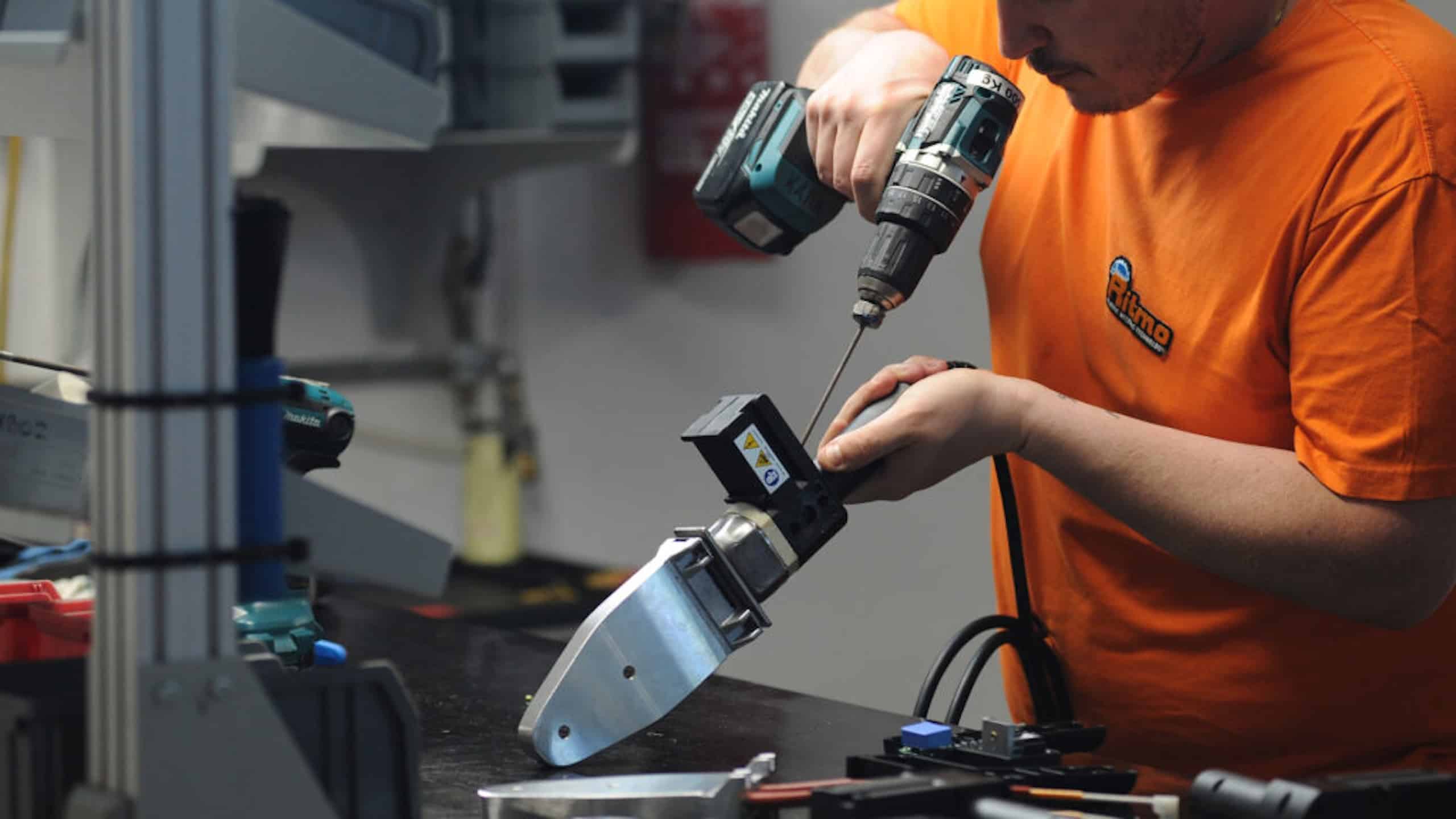 Chatbot per la Saldatura: quando l’AI guida l’operatore