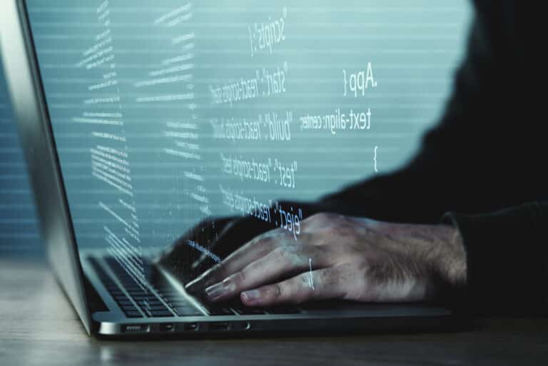 Prompt Engineering: L'Arte di Parlare con l'AI e Ottenere Risultati Reali